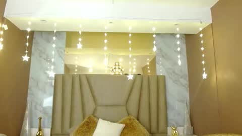 Bella online show from 03/12/26, 04:13