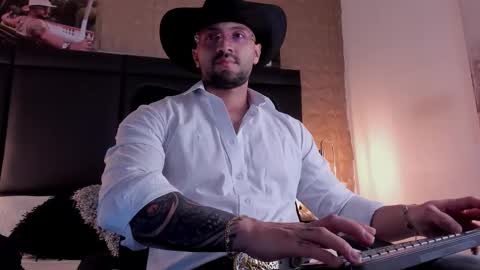 Jean Coleman online show from 11/01/25, 04:03