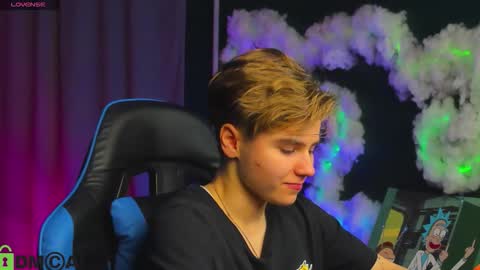 jean_wilsons online show from 10/24/25, 11:17