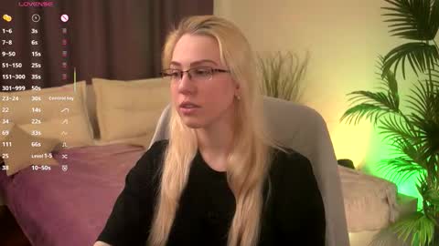 Jean online show from 09/29/25, 05:56