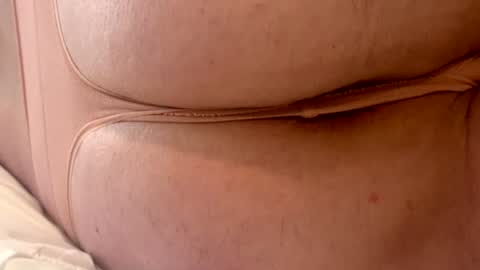 Snapshot of jeanlovesleggings chatting on 07/09/26, 01:31 Jean online show from 07/09/26, 01:31