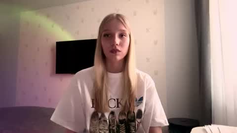 jeanmariemolsan online show from 06/13/26, 08:34