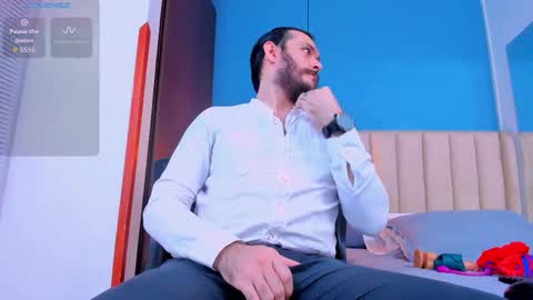 Snapshot of jeanpiere02 chatting on 10/15/25, 02:55 Jeanpiere online show from 10/15/25, 02:55