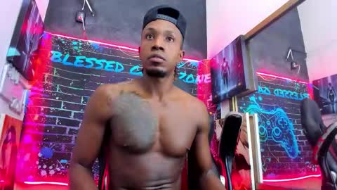 jeanpieroo26 online show from 03/05/26, 09:33