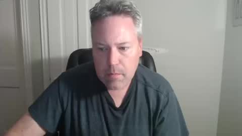 JE online show from 10/15/25, 06:35