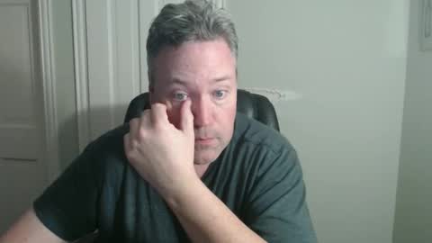 JE online show from 10/23/25, 03:06