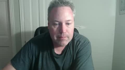 Snapshot of jeb5150 chatting on 05/09/26, 04:50 JE online show from 05/09/26, 04:50