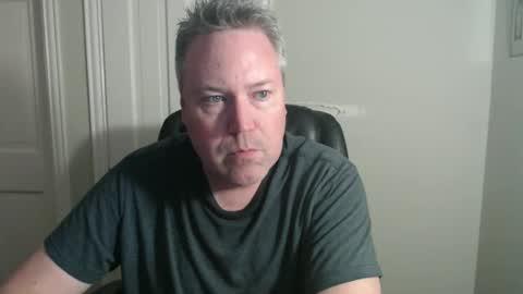 Snapshot of jeb5150 chatting on 05/18/26, 01:24 JE online show from 05/18/26, 01:24