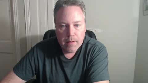 Snapshot of jeb5150 chatting on 07/30/26, 04:33 JE online show from 07/30/26, 04:33