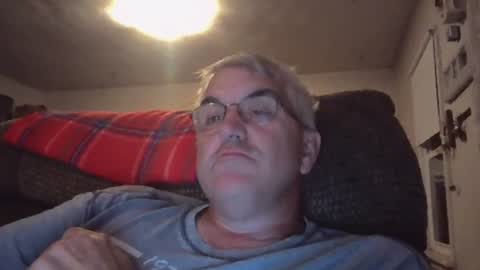 dadbody71 online show from 10/13/25, 01:49