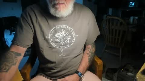 Snapshot of jeepman56 chatting on 07/01/26, 02:18 jeepman56 online show from 07/01/26, 02:18