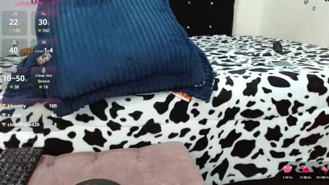 Snapshot of jeff_and_jade chatting on 12/04/24, 02:59 jeff and jade online show from 12/04/24, 02:59