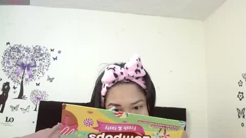 Snapshot of jeff_and_jade chatting on 09/13/25, 01:00 jeff and jade online show from 09/13/25, 01:00