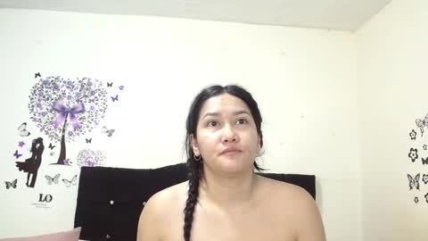 Snapshot of jeff_and_jade chatting on 10/26/25, 10:54 jeff and jade online show from 10/26/25, 10:54