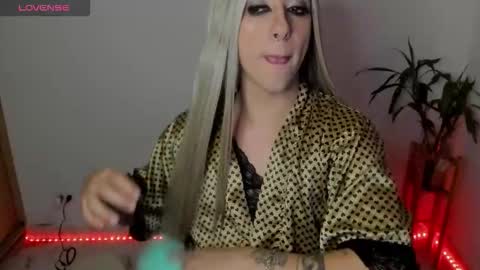  ashley   online show from 01/06/26, 05:44