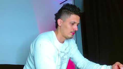 Snapshot of jeff_deall chatting on 09/21/25, 04:03 Jeff Deal online show from 09/21/25, 04:03