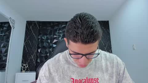 Jeff online show from 04/11/26, 01:37