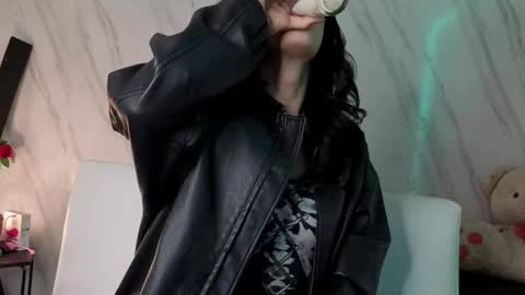 Jeimy Garca online show from 10/15/25, 12:05