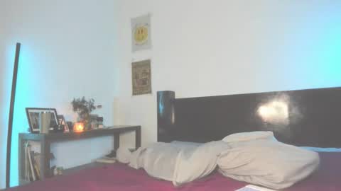 Greys online show from 11/25/25, 03:17