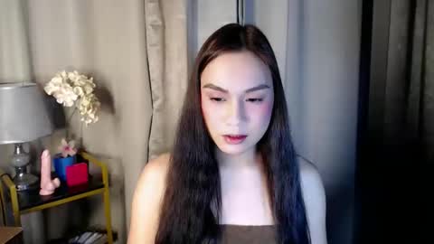 Snapshot of jelian365 chatting on 11/28/25, 05:37 Jelian online show from 11/28/25, 05:37