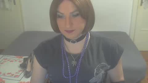 Snapshot of jellena87 chatting on 02/09/25, 06:47 Jellena online show from 02/09/25, 06:47