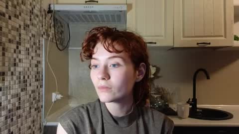 Snapshot of jelly_cherry chatting on 04/23/26, 09:06 Emily online show from 04/23/26, 09:06