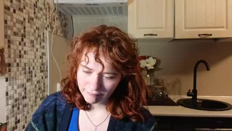 Snapshot of jelly_cherry chatting on 05/08/26, 10:37 Emily online show from 05/08/26, 10:37