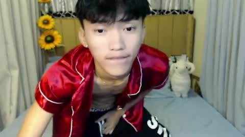 Snapshot of jemart_urnaughtboy chatting on 06/25/26, 12:31 jemart_urnaughtboy online show from 06/25/26, 12:31