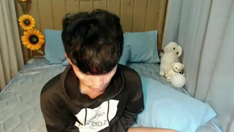 Snapshot of jemart_urnaughtboy chatting on 07/07/26, 02:43 jemart_urnaughtboy online show from 07/07/26, 02:43