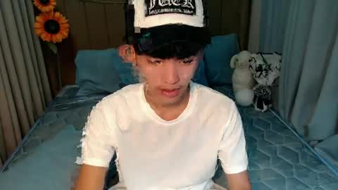 Snapshot of jemart_urnaughtboy chatting on 07/08/26, 12:42 jemart_urnaughtboy online show from 07/08/26, 12:42