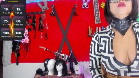 jena_derbo online show from 10/05/25, 10:24