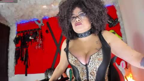 Snapshot of jena_rosse chatting on 05/17/26, 10:44 jena_rosse online show from 05/17/26, 10:44
