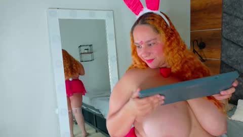 Jena  online show from 10/20/25, 01:39