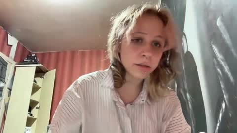 Snapshot of jenaehaby chatting on 05/07/26, 11:48 Jessica online show from 05/07/26, 11:48