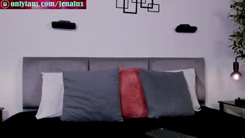 Jennalux online show from 05/06/26, 12:41
