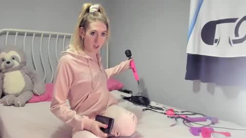 JenbyDoll online show from 02/02/25, 05:59