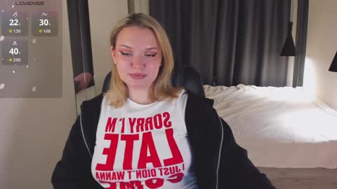 Jenice online show from 03/28/26, 08:08