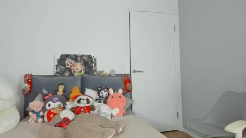 Snapshot of jenie_fire chatting on 01/26/25, 04:20 Dolly online show from 01/26/25, 04:20