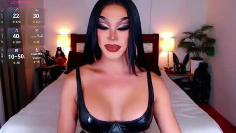Snapshot of jenifers_body chatting on 04/30/26, 06:47 Queen Jenifer online show from 04/30/26, 06:47