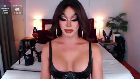 Snapshot of jenifers_body chatting on 05/02/26, 07:19 Queen Jenifer online show from 05/02/26, 07:19