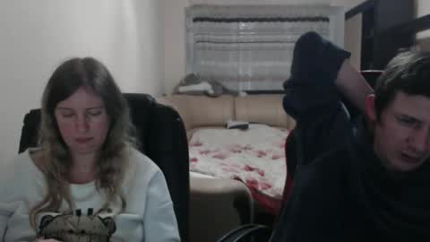 JenisAndPeter online show from 03/11/25, 09:04