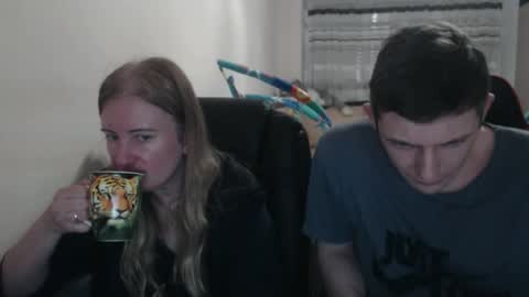 JenisAndPeter online show from 09/18/25, 07:27