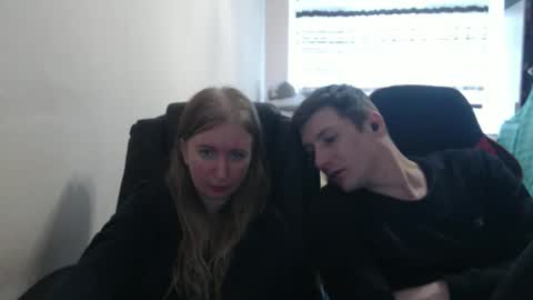 JenisAndPeter online show from 09/27/25, 08:08