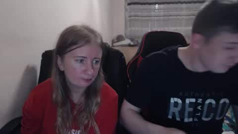 JenisAndPeter online show from 10/25/25, 07:30