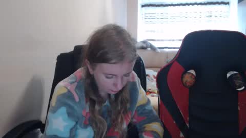 JenisAndPeter online show from 11/25/25, 06:46