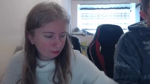 JenisAndPeter online show from 03/04/26, 07:36