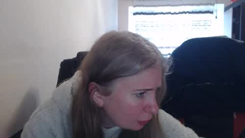 JenisAndPeter online show from 03/11/26, 09:37