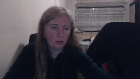 JenisAndPeter online show from 03/19/26, 06:56