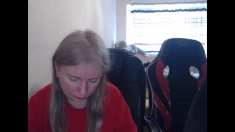 JenisAndPeter online show from 04/10/26, 06:51