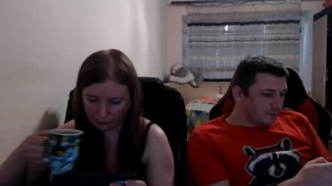 Snapshot of jenisandpeter chatting on 07/17/26, 06:13 JenisAndPeter online show from 07/17/26, 06:13